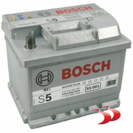 Akmumuliatoriai Bosch S5 S5001 52 AH 520 EN